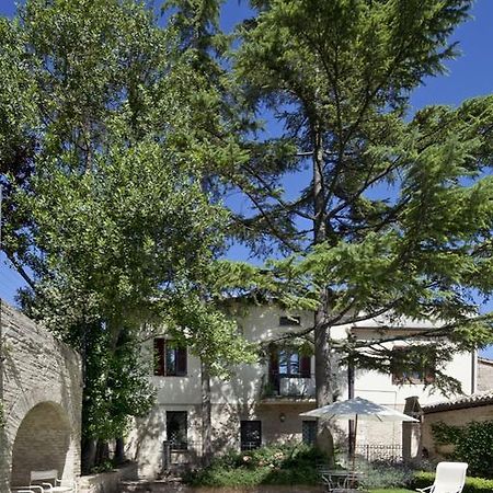 L'Arco Romanico Montefalco Buitenkant foto